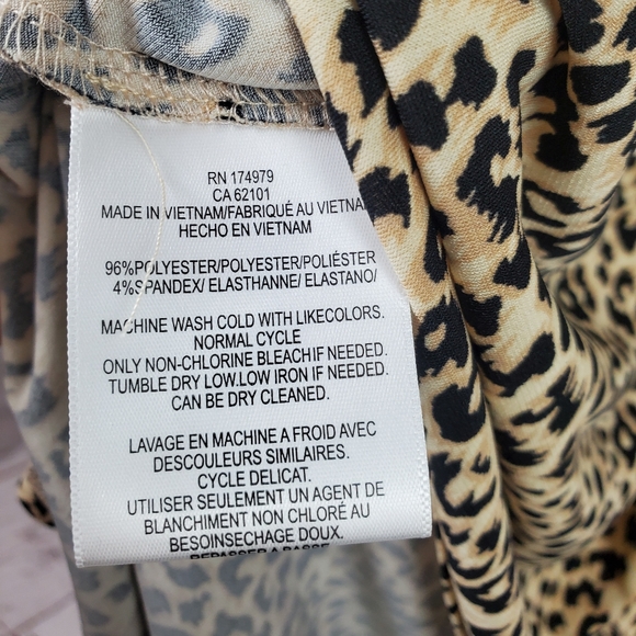 Bcbgmaxazria cheetah print faux wrap dress - Picture 3 of 4